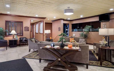 Photo 5 - Quality Inn & Suites Syracuse Fairgrounds