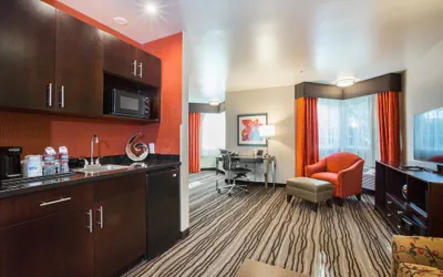 Photo 3 - Holiday Inn Express Mountain View - S Palo Alto by IHG