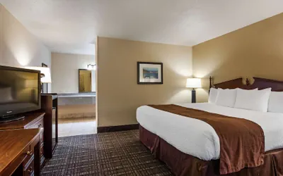 Photo 5 - Best Western Lakewood