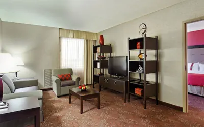 Photo 4 - Holiday Inn Cincinnati Airport by IHG