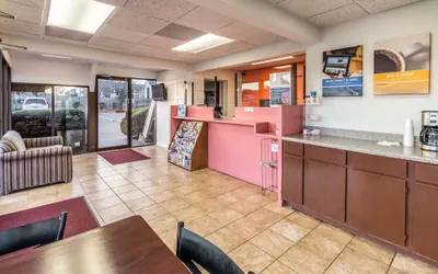 Photo 5 - Motel 6 Arlington, TX - UTA