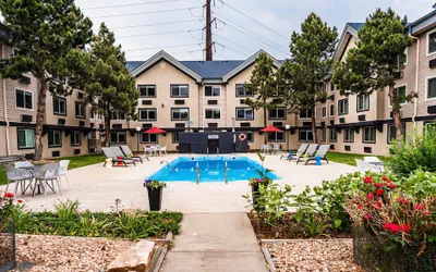 Photo 2 - Comfort Inn & Suites Denver West - Golden