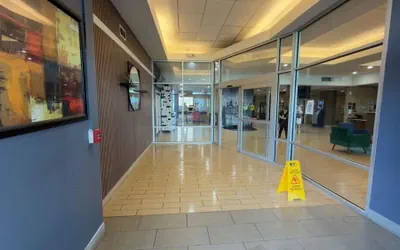 Photo 5 - Comfort Inn & Suites Omaha Central