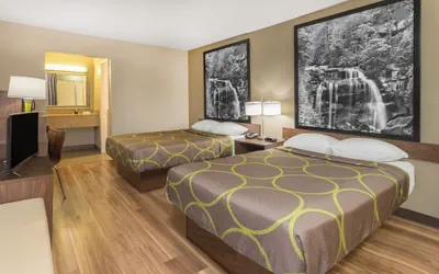 Photo 4 - ASHEVILLE AIRPORT INN