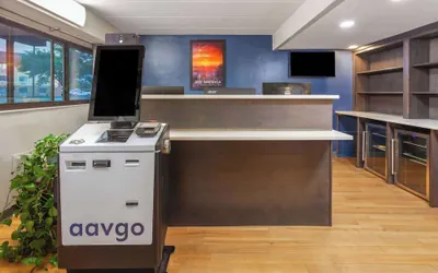 Photo 4 - Travelodge by Wyndham Peoria