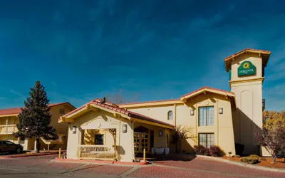 Photo 2 - La Quinta Inn by Wyndham Farmington