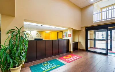 Photo 3 - Quality Inn & Suites Hagerstown