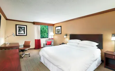 Photo 2 - Four Points by Sheraton Asheville Downtown