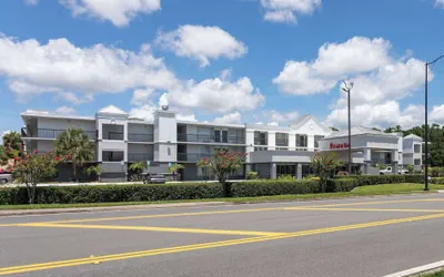 Photo 2 - Ramada by Wyndham Altamonte Springs Near I-4