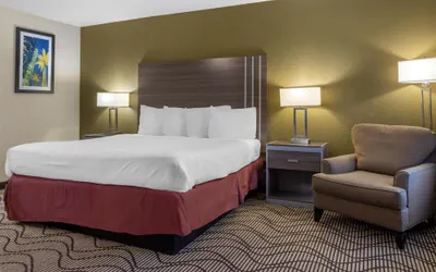 Photo 5 - Best Western Heritage Inn