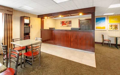 Photo 2 - Days Inn by Wyndham Grantville Hershey North