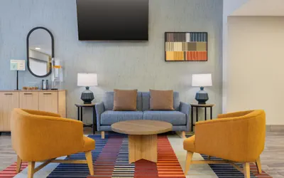 Photo 3 - Lake Norman Inn and Suites