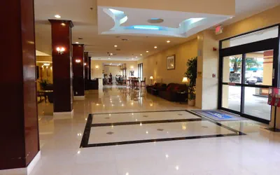 Photo 3 - North Miami Beach Gardens Inn & Suites