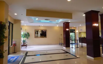 Photo 5 - North Miami Beach Gardens Inn & Suites