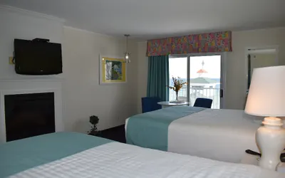 Photo 3 - Breakers Resort & Beach Bar
