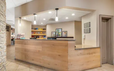 Photo 5 - Country Inn & Suites by Radisson, Metairie (New Orleans), LA