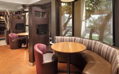 Photo 4 - Courtyard by Marriott Anaheim Buena Park