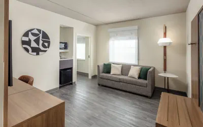 Photo 5 - Holiday Inn Hotel & Suites Springfield - I-44 by IHG
