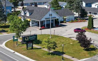 Photo 2 - Quality Inn & Suites Mackinaw City Beachfront