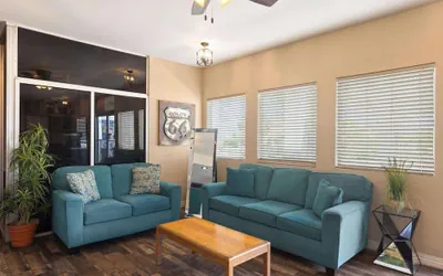 Photo 4 - Ramada by Wyndham Kingman
