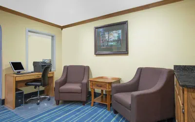 Photo 5 - Days Inn by Wyndham Grand Island