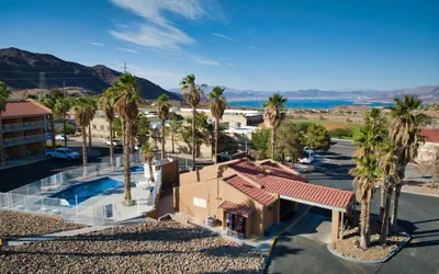 Photo 2 - Lake Mead Inn