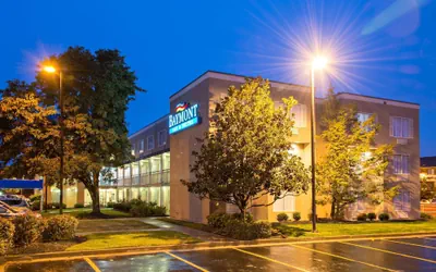 Photo 2 - Baymont by Wyndham Louisville East