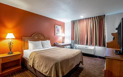 Photo 2 - Quality Inn Aberdeen