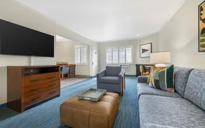 Photo 2 - Best Western Plus Beach View Lodge Carlsbad