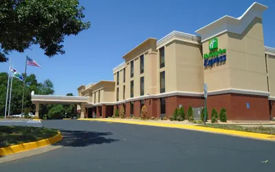 Photo 2 - Holiday Inn Express Richmond - Midlothian Turnpike by IHG