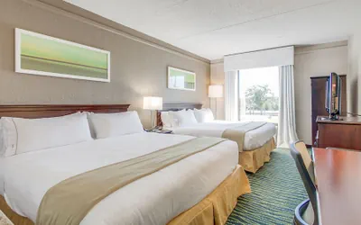 Photo 3 - Holiday Inn Express Richmond - Midlothian Turnpike by IHG
