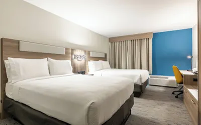 Photo 3 - Holiday Inn Express Van Nuys by IHG