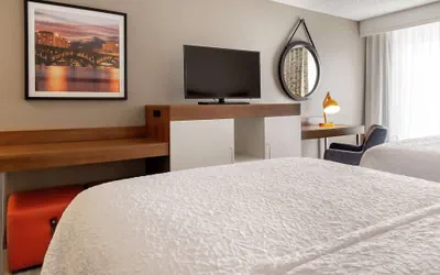 Photo 2 - Hampton Inn Rockford