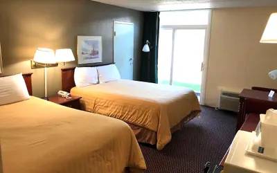 Photo 5 - Norwood Inn and Suites Worthington