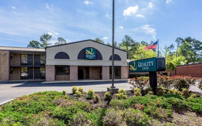Photo 2 - Quality Inn Tupelo Central