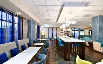 Photo 3 - Hampton Inn Tucson-Airport