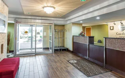 Photo 4 - Comfort Inn Conyers