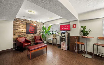 Photo 3 - Red Roof Inn Dallas - DFW Airport North