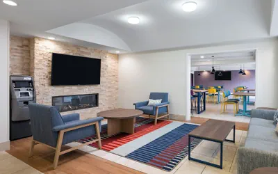 Photo 2 - Garner Hotel August West by IHG