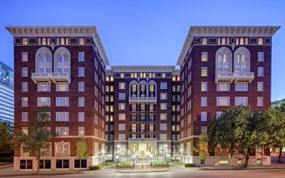 Photo 2 - Tutwiler Hotel Birmingham, a DoubleTree by Hilton