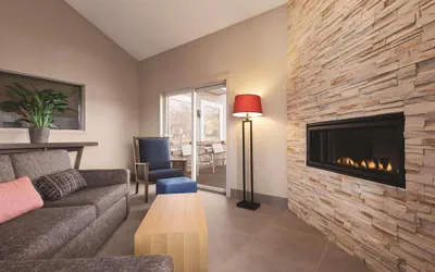 Photo 5 - Country Inn & Suites by Radisson, Northfield, MN