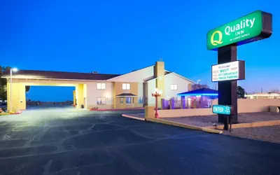 Photo 2 - Quality Inn Holbrook near Petrified Forest