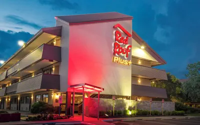 Red Roof Inn PLUS+ Secaucus - Meadowlands - NYC