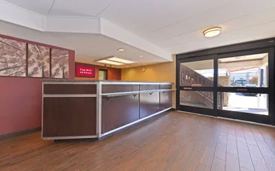 Photo 4 - Red Roof Inn PLUS+ Secaucus - Meadowlands - NYC