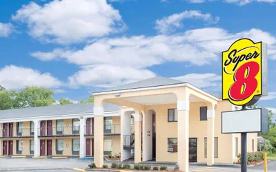 Photo 2 - Super 8 by Wyndham Eufaula