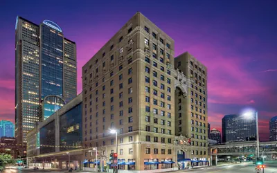 Photo 2 - Hotel Indigo Dallas Downtown by IHG