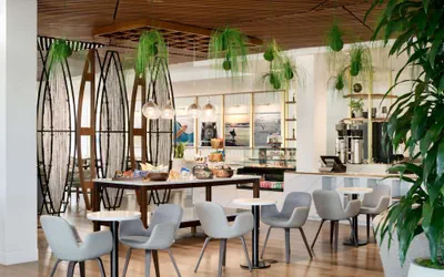 Photo 3 - Hilton Los Angeles Culver City