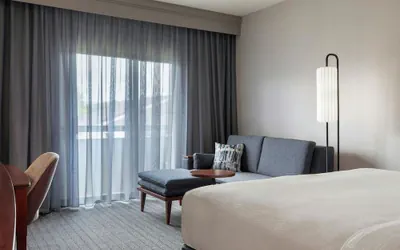 Photo 5 - Courtyard by Marriott Pittsburgh Airport