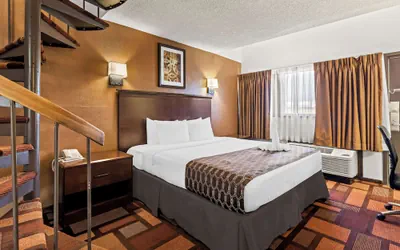Photo 2 - Best Western Tower West Lodge