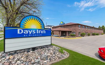 Photo 2 - Days Inn by Wyndham Grand Forks Columbia Mall